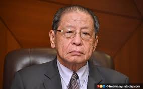 Bagi penamaan yang dibuat oleh ahli beragama islam wang simpanan akan ditadbirkan pelantikan amanahraya sebagai penama dan/atau pemegang amanah boleh dibuat dengan mengisi borang penamaan kwsp 4 yang boleh. Kit Siang Terkejut Beruk Najib Dilantik Pengerusi Bnbbc Mykmu Net