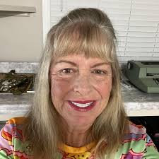 Amazon.com: סבון גוף ופנים לגברים של Dove's 400 מ"ל פחם וחומר