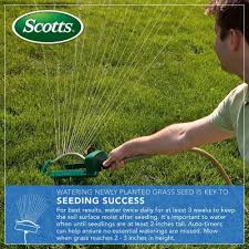 Pour 1 gallon of water and 7 ounces of a fungicide containing 1.55 percent myclobutanil in a tank sprayer for every 500 square feet of lawn if. Scotts Turf Builder Thick R Lawn Sun And Shade 40 Lb 30158c At Tractor Supply Co