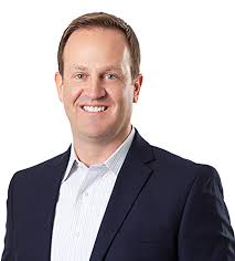 Darin Henderson's Instagram, Twitter & Facebook