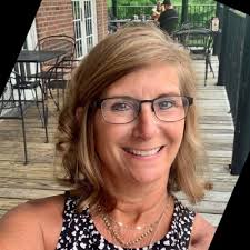 After years of juggling family life and my own freelance marketing company,  I have decided to spread my wings. I am happy to announce that I am now  creating buzz alongside the