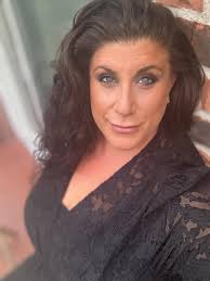 August Vibes Only #taralets #letsgo 🇺🇸🩷🏡