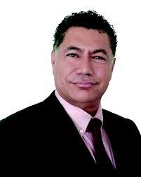 Lorenzo Ricks's Instagram, Twitter & Facebook