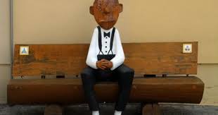 Dichter Denkmal Loriots Knollennasenmannchen In Brandenburg An Der Havel Buechersammler Denkmal Brandenburg Loriot