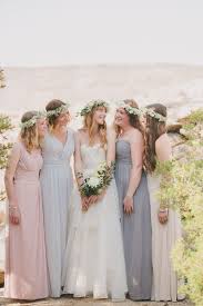 Diy Bohemian Desert Wedding Photo By Fondly Forever Photography Read More Http Www 100layercake Neutral Bridesmaid Dresses Bridesmaid Colors Bridesmaid