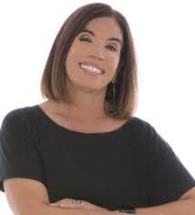 Anna Puccio's Instagram, Twitter & Facebook