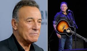 Being born on 23 september 1949, bruce springsteen is. Bruce Springsteen Health Letter To You Star S Hidden Condition The Symptoms Aboutcancerservice