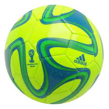Adidas, nike, puma ou encore umbro. Ballon Brazuca Adidas Glider T5 Jaune Et Vert Coupe Du Monde De Football Bresil Cdiscount Sport