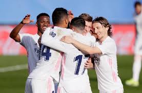 #like damn son you got it wrong #real madrid vs valencia #isco #james rodriguez #real madrid #but don't worry guys he realised his mistake and apologised. Real Madrid Vs Valencia 3 Takeaways From A Refreshingly Easy Win