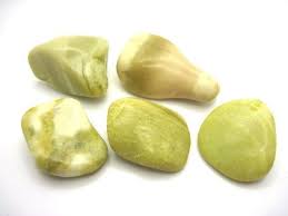 Serpentine Tumbled Stones It Has Been Used Since Ancient Times To Guard Against Disease And Sorcery Light Green Serpentine I Tumbled Stones Stone Serpentine