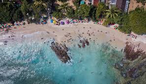 Adapun biaya parkir, spot games, dan spot foto di wisata ini akan disajikan dalam bentuk tabel. Pantai Wediombo Tiket Masuk 2021 Gambar Rute Menuju Lokasi