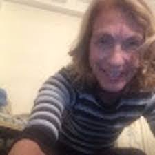 Diane Solari's Instagram, Twitter & Facebook