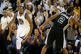 El alero estrella de los spurs anotó 8 de 19 tiros de campo, incluido un triple de cinco intentos, y 12 de 13 desde la línea de personal. Warriors Today Game 1 Vs Spurs In Nba West Finals East Bay Times