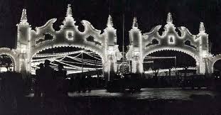 La Feria de Abril de Sevilla cruzó de orilla hace 50 años
