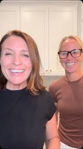 It’s #TasteTestTuesday and we’re getting fancy with an alcohol-free gin  fizz — or at least, that’s what the label promises! 🍸✨, My friend Rebecca  and I are putting this health-packed mocktail to the ...