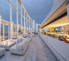 Level 26 Hotel Interiors Four Seasons Hotel Beautiful World