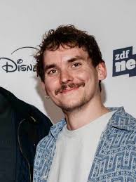 William Eggert, line producer, Berlin