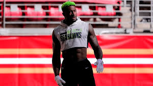 Metcalf is the fastest player in seahawks history to 1,000 rec yards (11th game) in a season. Zqrrx1s Bsxr0m