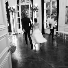 Zoë kravitz and karl glusman are having a second wedding after their quiet private ceremony, and their guests arrived last night in paris. Zoe Kravitz And Karl Glusman Share New Photos From Their Paris Wedding Essence