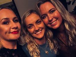 Zone athletics, Rex's 21st, Sunday lunch outing… It sure was a busy  weekend! Didn't even get any pics of netball, soccer or football!  Absolutely loved catching up with some of my oldest