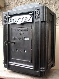 Resultat De Recherche D Images Pour Boite Ptt Ancienne Boite Boite A Lettre La Poste