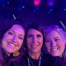 Allison Stock (@allison.at.zandik) • Instagram photos and videos