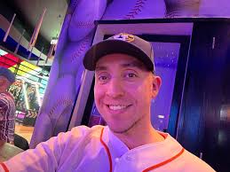 Darius Austin (@DariusA64)