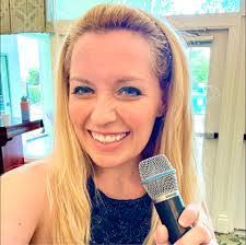 Victoria Doyle's Instagram, Twitter & Facebook