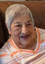 Nancy Whitfield's Instagram, Twitter & Facebook