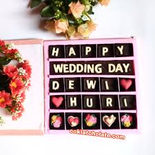 Ucapan pernikahan sahabat, keluarga dan teman. Kado Coklat Ulang Tahun Pernikahan Anniversary Pacar Suami Istri Orang Tua Sahabat Teman Valentine Shopee Indonesia