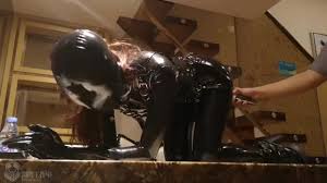 BoundHub - Chinese BD- Black Rubber Bondage \u0026 Breathplay