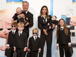 Celebrities With Large Families Of Five Or More Kids