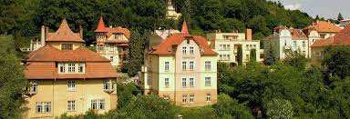 Jedno z nejkrásnějších měst na moravě, to jsou lázně luhačovice, minerální prameny, krásná architektura i příroda. Luhacovice Spa Luhacovice Miramare