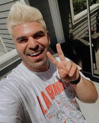 Rick Layton's Instagram, Twitter & Facebook