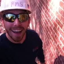 Aaron Perreault (@plumberscrack82)