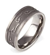 Men S Titanium Fish Hook Ring Fish Ring Titanium Wedding Rings Wedding Rings