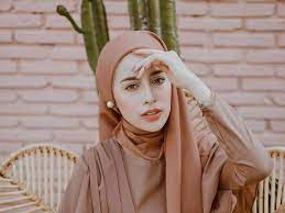 We did not find results for: 8 Tips Pakai Baju Warna Mocca Yang Cocok Dengan Hijab