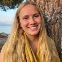 Laina Kislin's Instagram, Twitter & Facebook