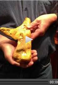 Big Gold Nugget Found Ballarat Australia Weighs 177 Ounces Gold Prospecting Gold Nugget Gold Sluice