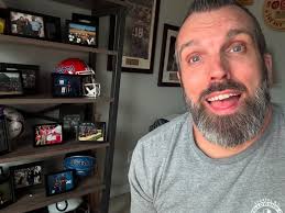 𝐊𝐞𝐧 𝐋𝐨𝐯𝐞𝐥𝐥 (@kenlovell75) · Instagram 照片和视频