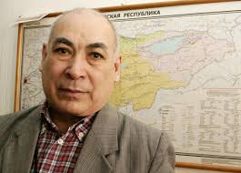 Oýunçymy ýa-da geniý?