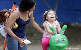 La convención sobre los derechos del niño (cdn, en inglés crc) es un tratado internacional de las naciones unidas, firmado el 20 de noviembre de 1989 y en vigor desde el 2 de septiembre de 1990, 1 a través del cual se enfatiza que los niños tienen los mismos derechos que los adultos y se subrayan aquellos derechos que se desprenden de su especial condición de seres humanos que, por no. Gobierno Sandinista Celebra A La Ninez En Espacios De Recreacion Familiar