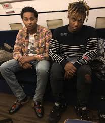 The lucid dreams rapper, whose real name was jarad anthony higgins, died of an accidental overdose of oxycodone and codeine at age 21 after suffering a seizure at juice wrld's mother carmela wallace recently posted a tribute to her son on his instagram. Juice Wrld Net Worth 2020 Wiki Age Height Girlfriend Cars House Family And More Facts