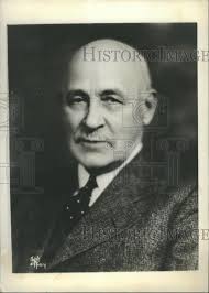 Press Photo George Carman, President of the Lewis Institute