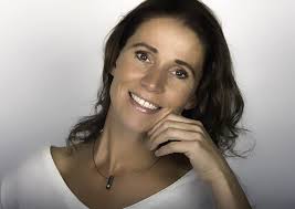 Witgouden hanger met titanium, inclusief edelstalen collier en briljant