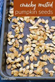 How To Make Perfectly Crunchy Roasted Pumpkin Seeds An Easy Method For How To Cle Pumpkin Seed Recipes Pumpkin Seed Recipes Roasted Pumpkin Seed Recipes Baked