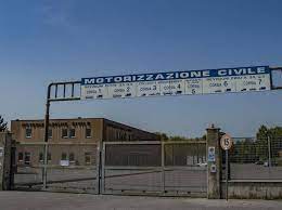 Decreto del capo del dipartimento per i trasporti, la navigazione ed i sistemi informatici e statistici del 15 novembre 2013, recante disposizioni procedurali agli art. Bergamo Caos Motorizzazione I Nuovi Ingegneri Preferiscono Il Sud Ei Posti Restano Vacanti