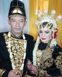 Check spelling or type a new query. Makeup Pengantin Adat Jawa Hijab Revi Dekorasi Medan Facebook