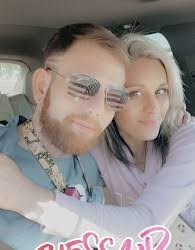 Jaclyn Valle's Instagram, Twitter & Facebook