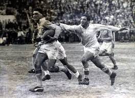 Héctor pochola silva es tan grande que la historia de un club, su club, cabe dentro de él. Jcjwa2tt0hngpm